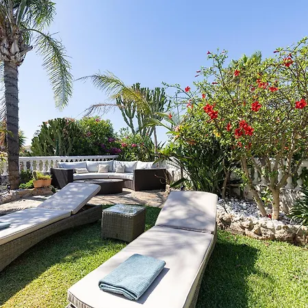 Mariposa Villa *